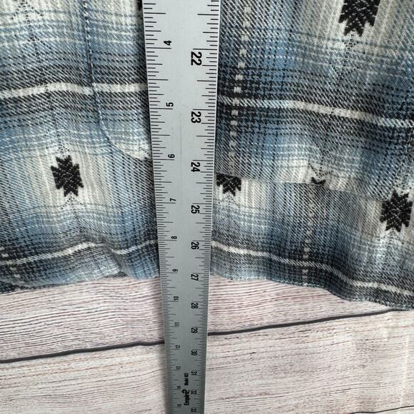 The Territory Ahead Flannel Aztec Print Shacket Jacket Women's Small Blue/Gray - Picture 12 of 13